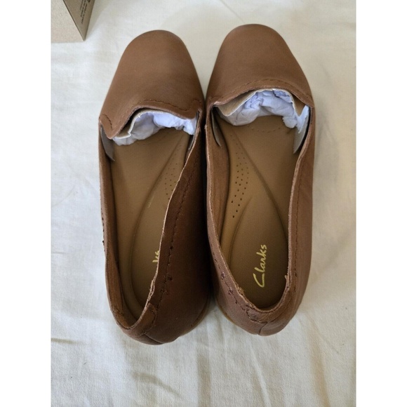 Clarks Womens  Pure Hall Leather Slip On Loafer Shoes SZ 9 Tan Leather - Picture 1 of 7